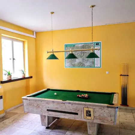 Kosodrevina - Turistická Ubytovňa Albergue *